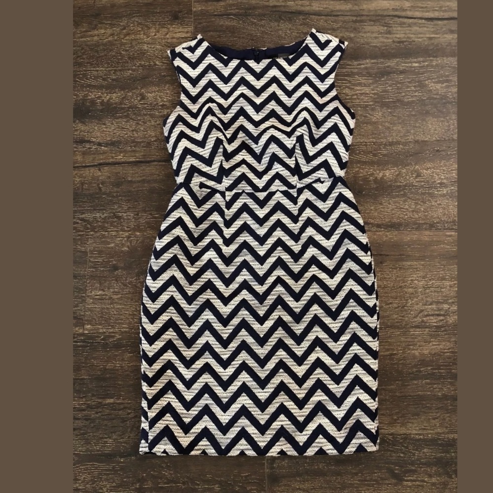 The Limited Chevron Print Navy Blue Dress Size 0